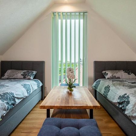 Ferienwohnung Alpenblick Фрідріхсгафен Екстер'єр фото