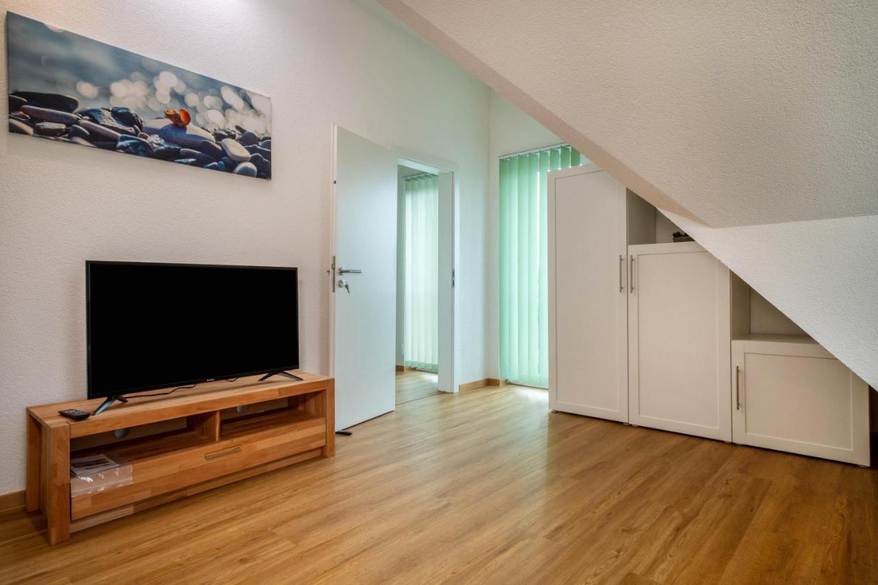 Ferienwohnung Alpenblick Фрідріхсгафен Екстер'єр фото