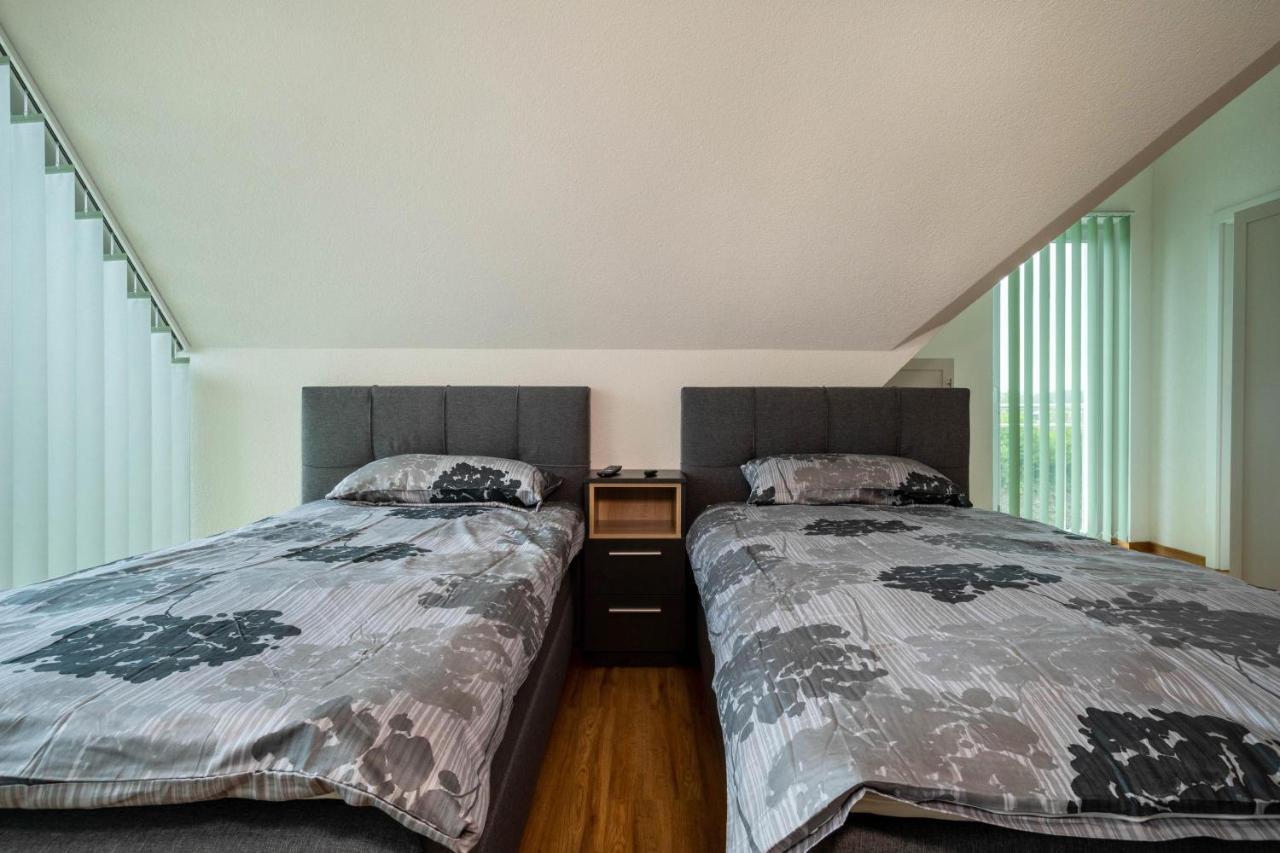 Ferienwohnung Alpenblick Фрідріхсгафен Екстер'єр фото