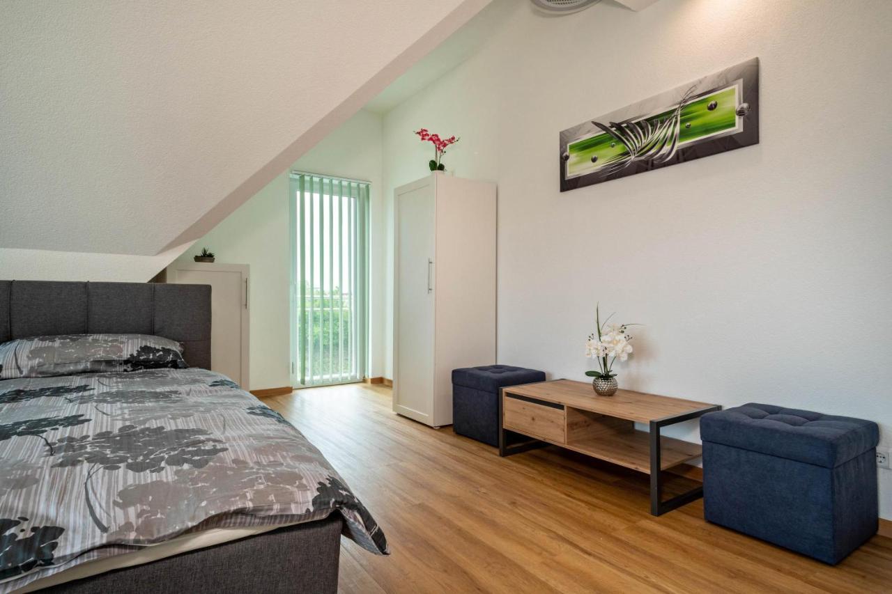 Ferienwohnung Alpenblick Фрідріхсгафен Екстер'єр фото